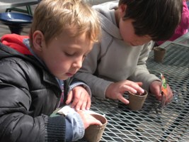 Kindergarten Trip to Warner’s Nursery and Willow Bend